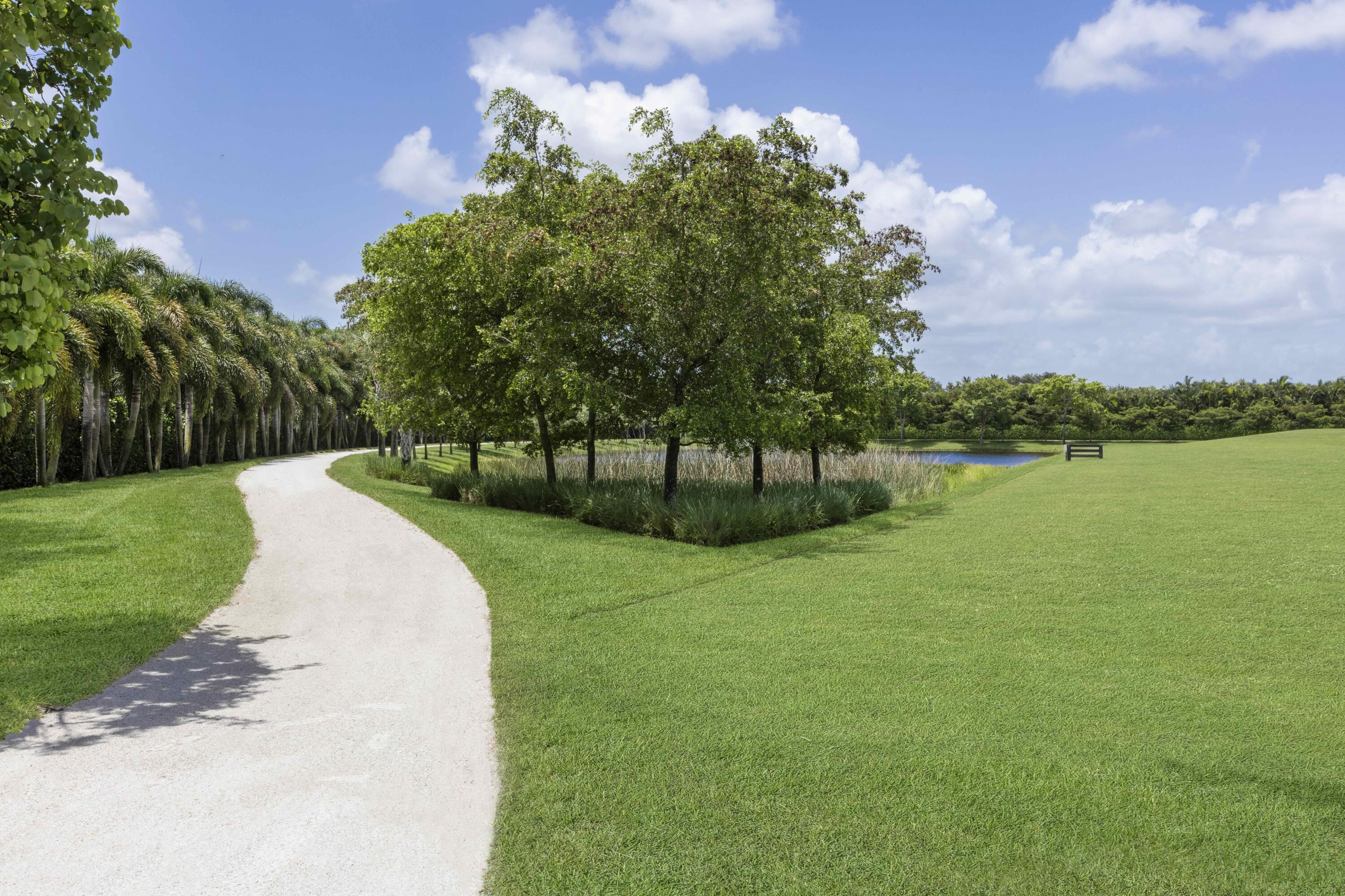 15527 Imperial Point, Wellington FL 33414