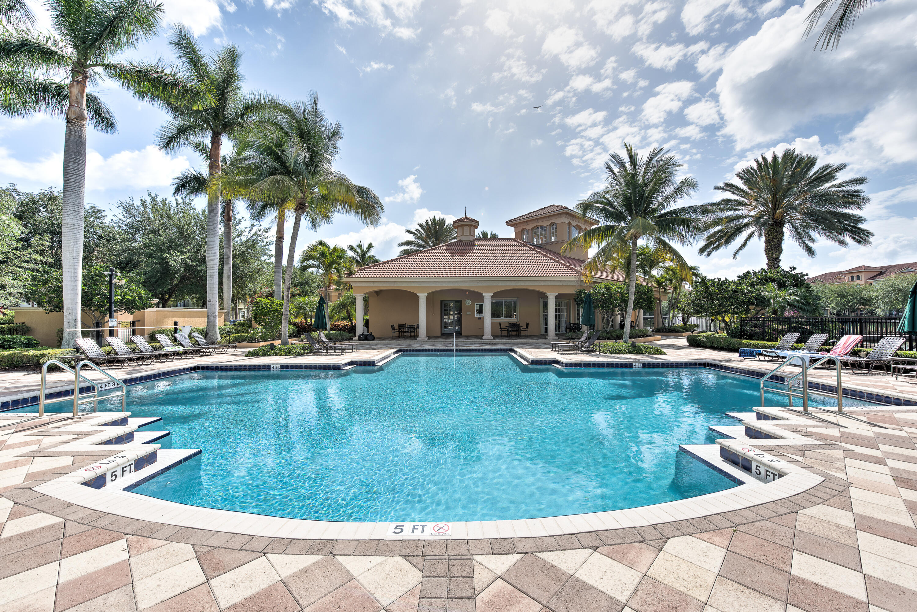 2486 SAN PIETRO, Palm Beach Gardens FL 33410