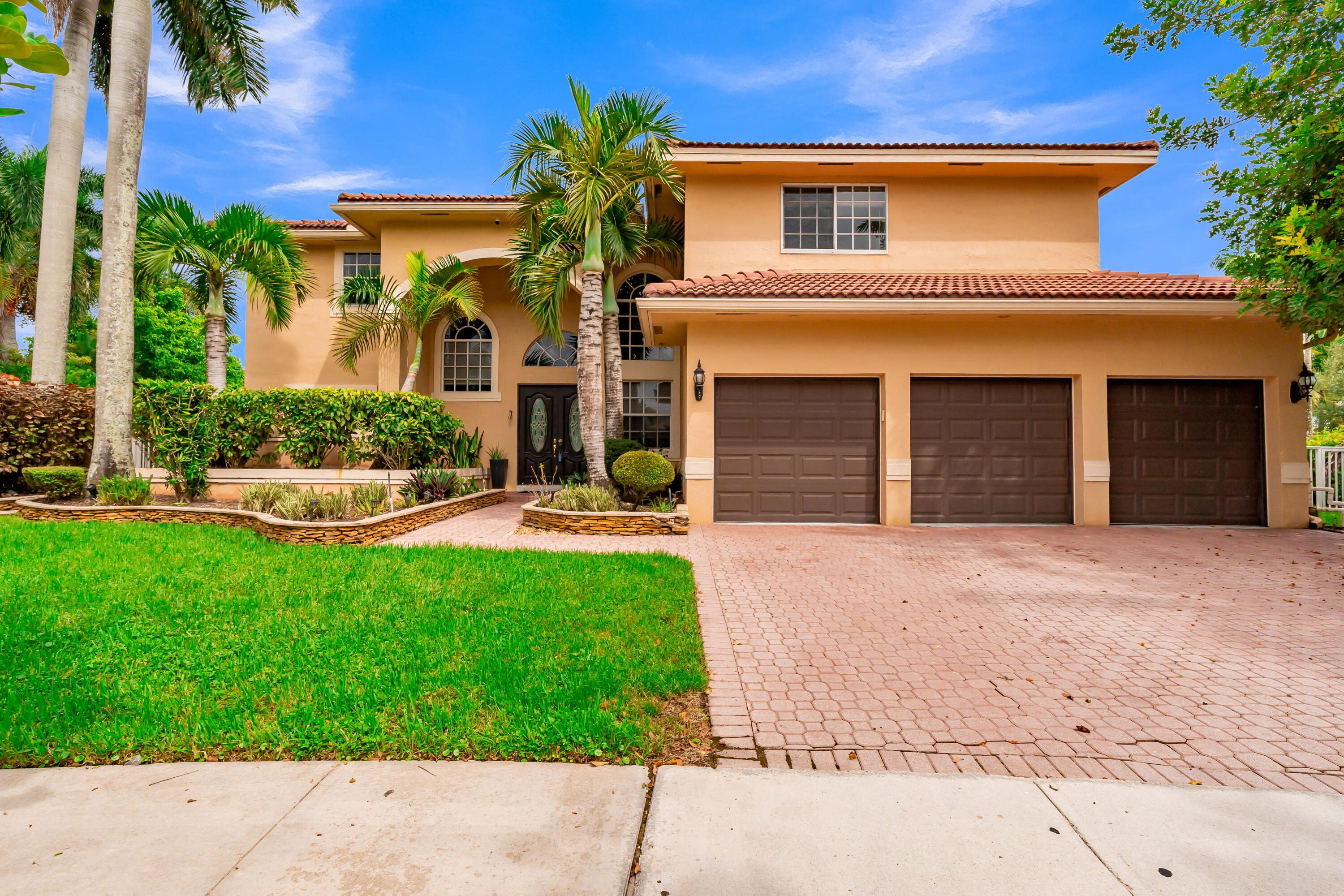1333 SW 175th, Pembroke Pines FL 33029