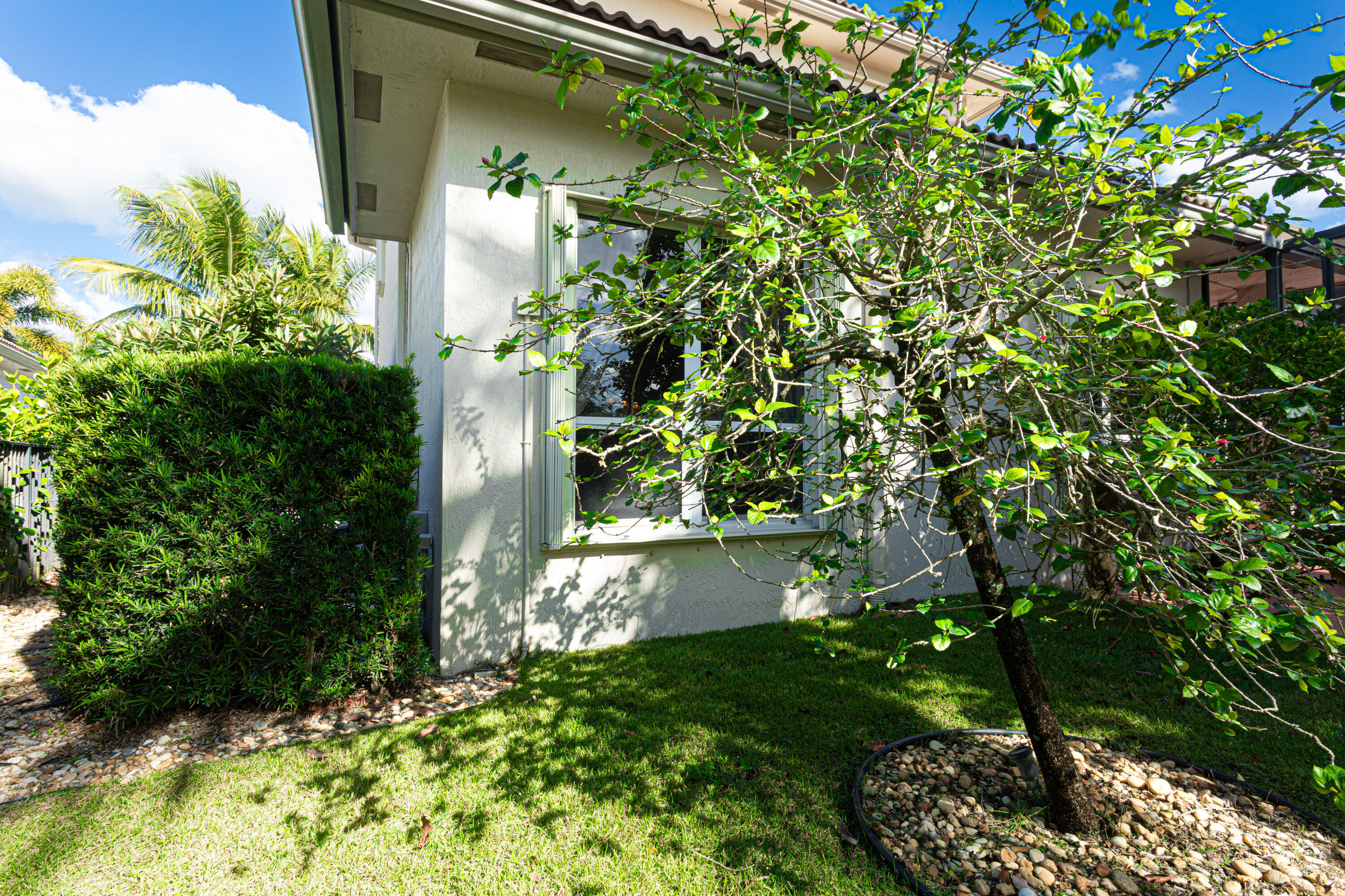 1811 WALDORF, Royal Palm Beach FL 33411
