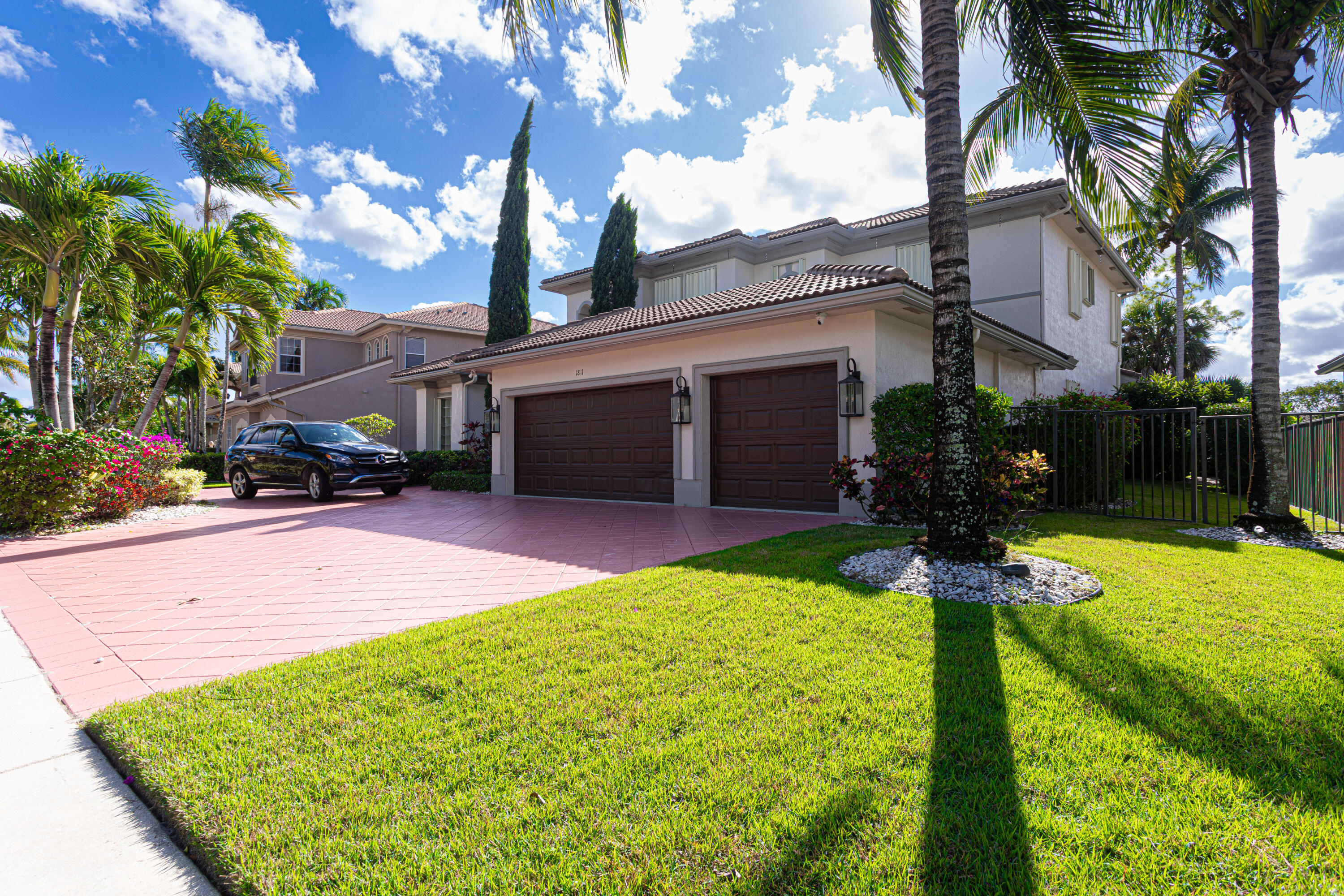 1811 WALDORF, Royal Palm Beach FL 33411