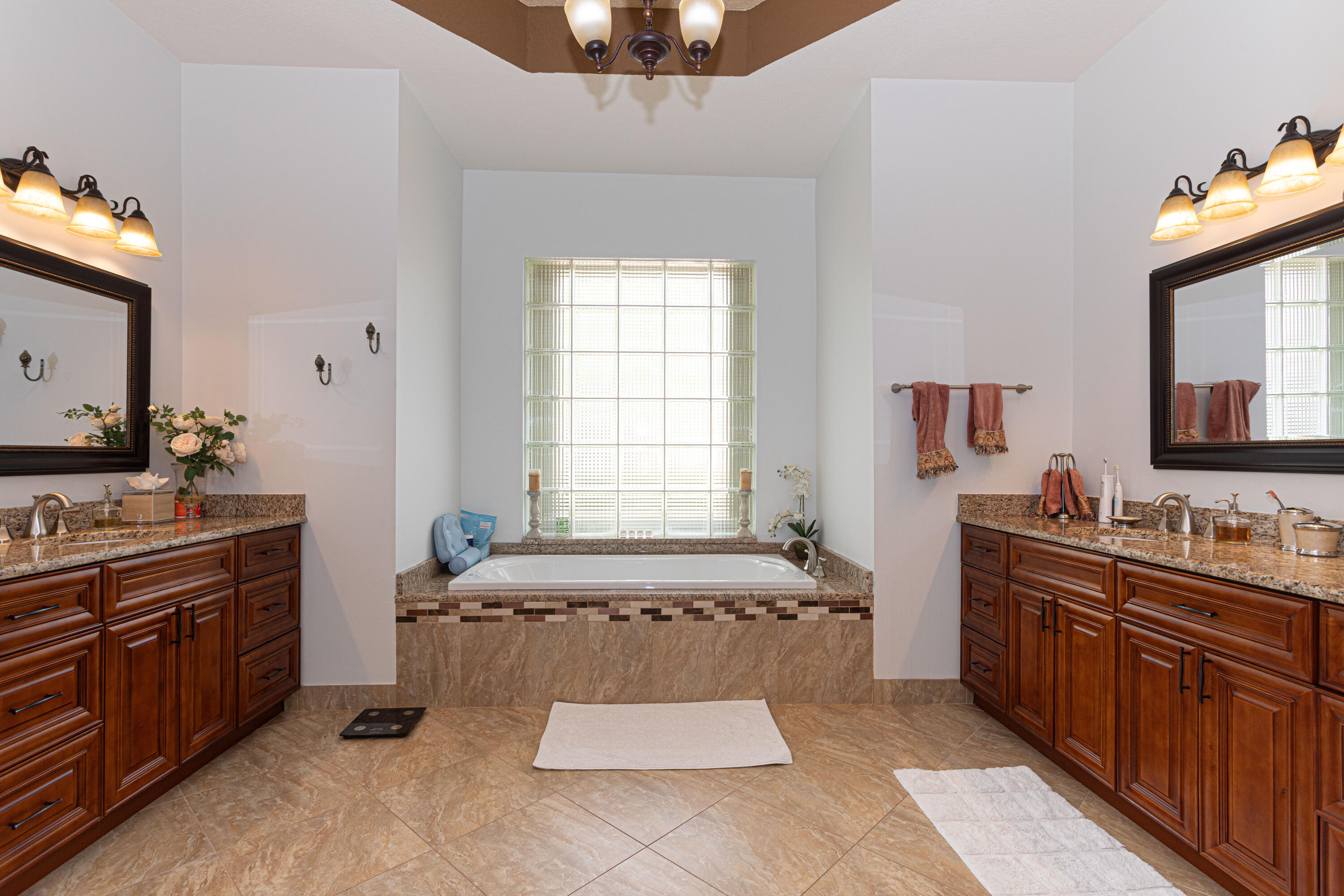 1811 WALDORF, Royal Palm Beach FL 33411