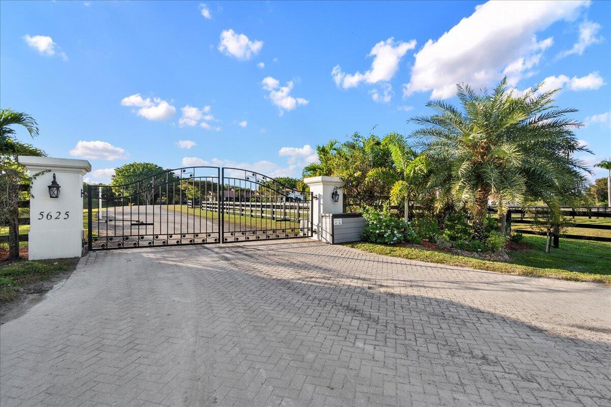 5625 140th, Wellington FL 33449