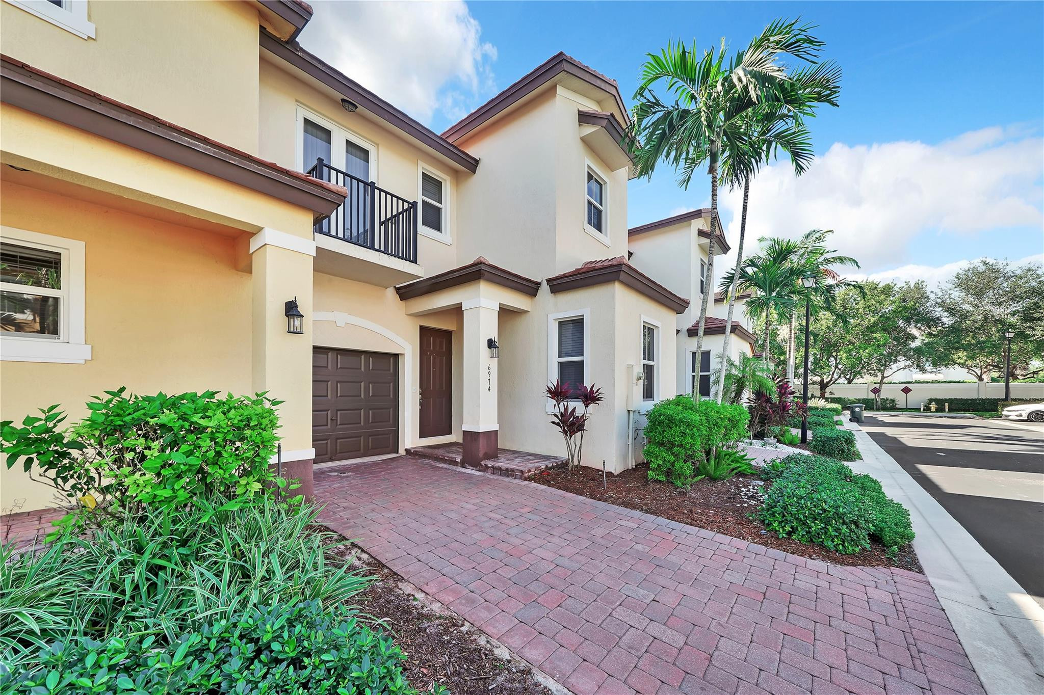 6974 LONG PINE, Coconut Creek FL 33073
