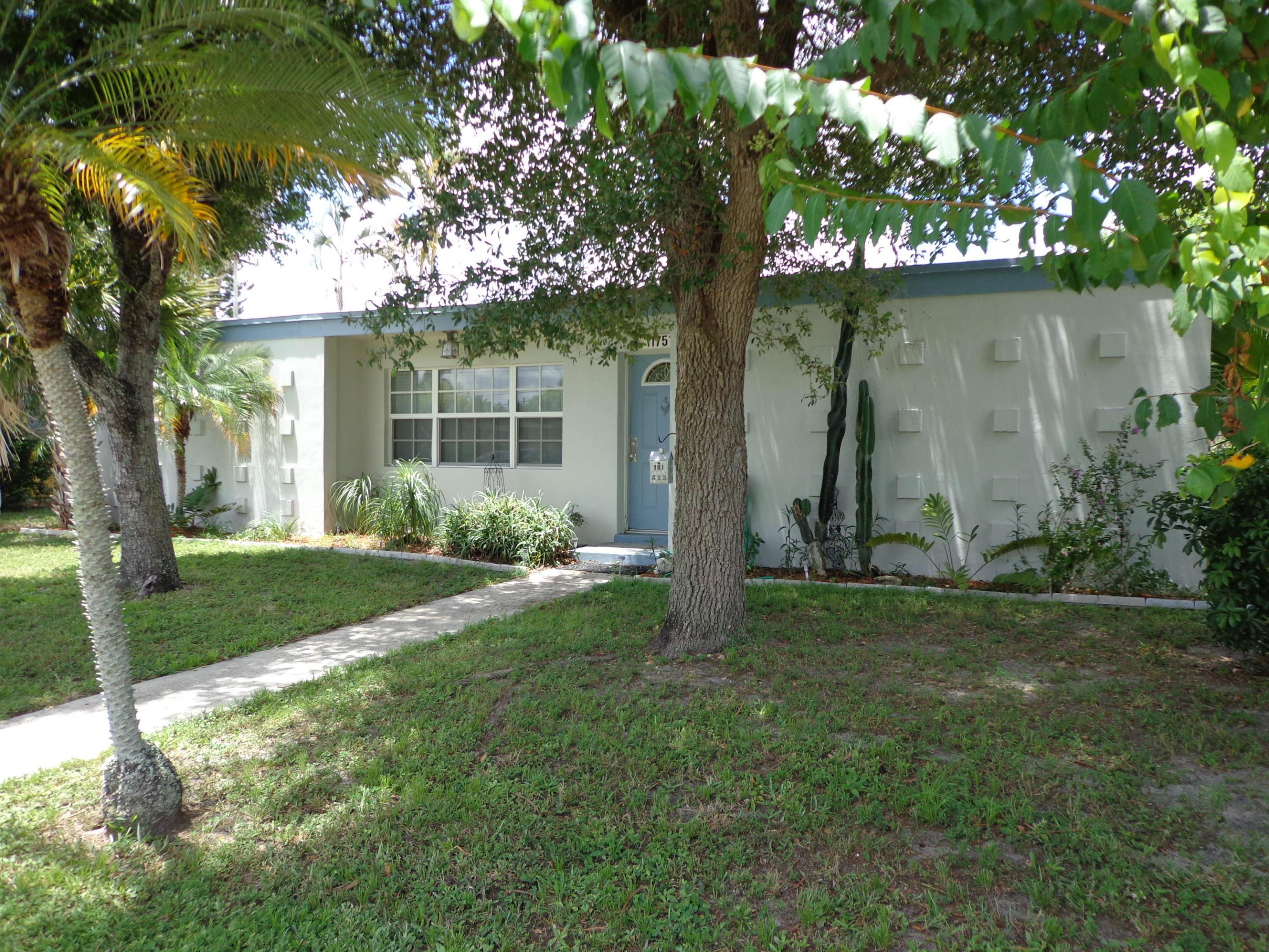 11751 Oleander, Royal Palm Beach FL 33411