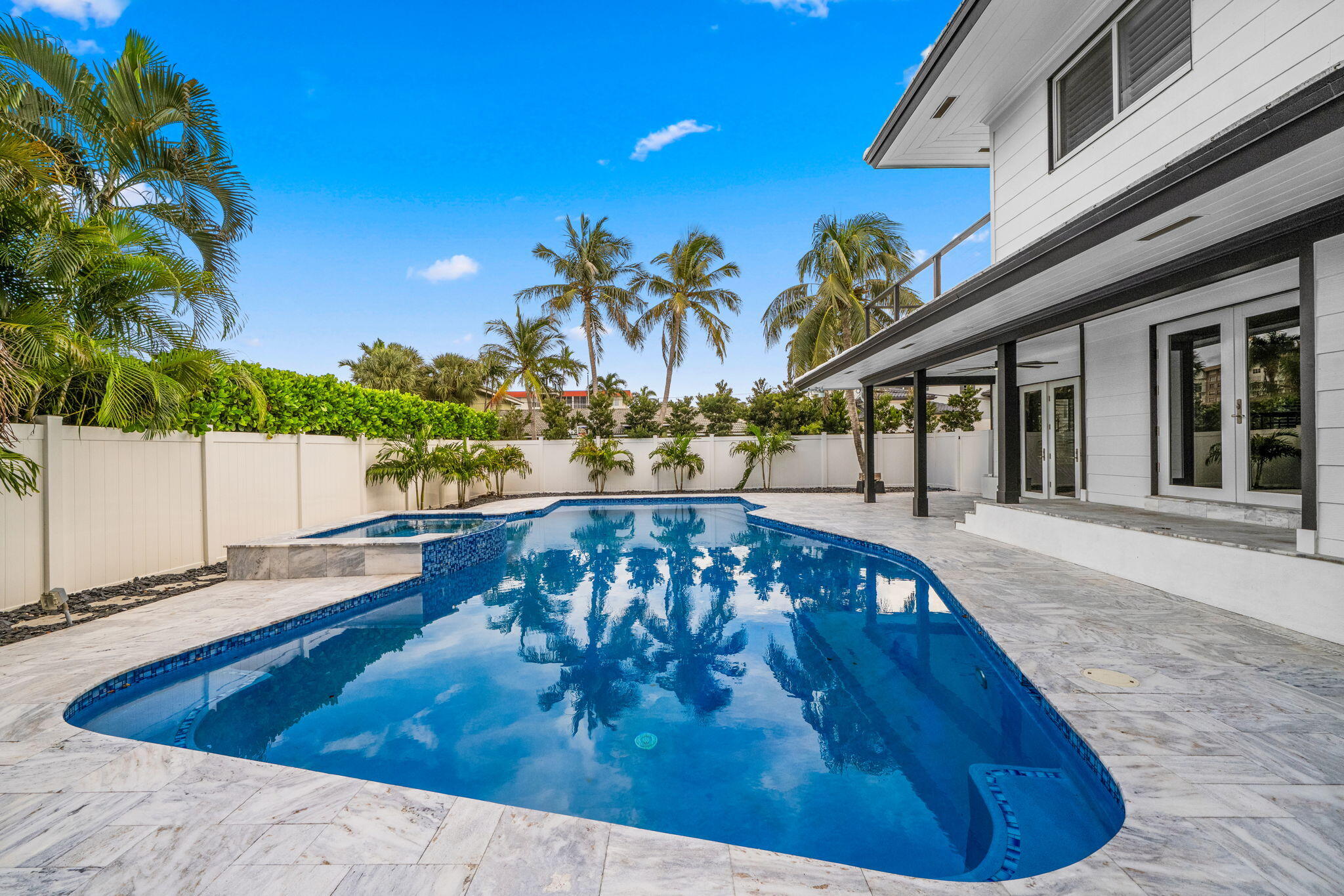 5100 NE 30TH, Lighthouse Point FL 33064