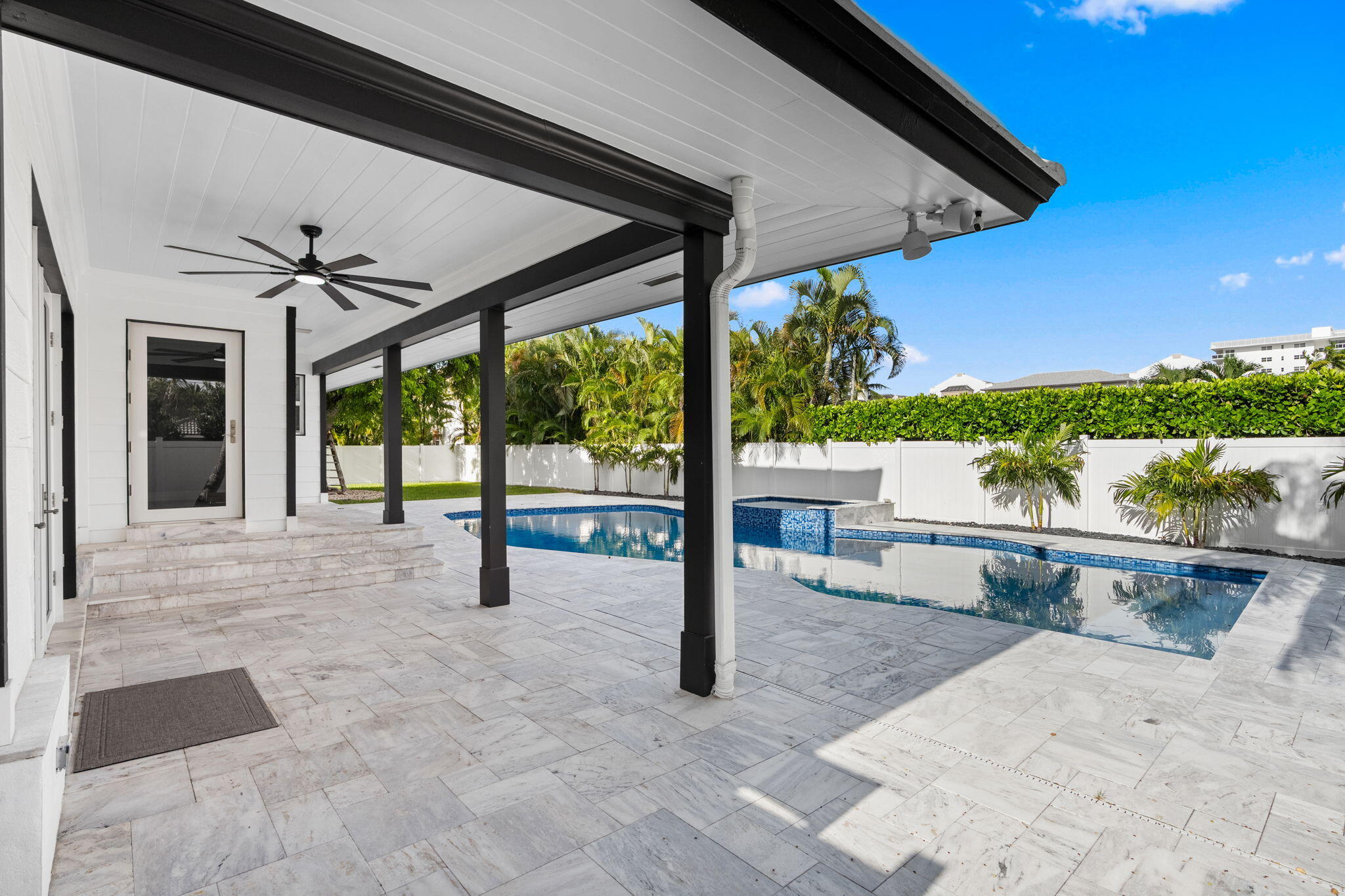 5100 NE 30TH, Lighthouse Point FL 33064