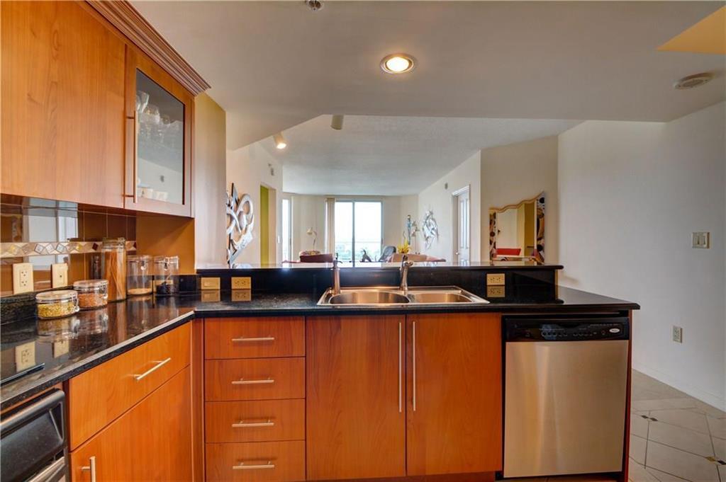 401 SW 4TH #808, Fort Lauderdale FL 33315