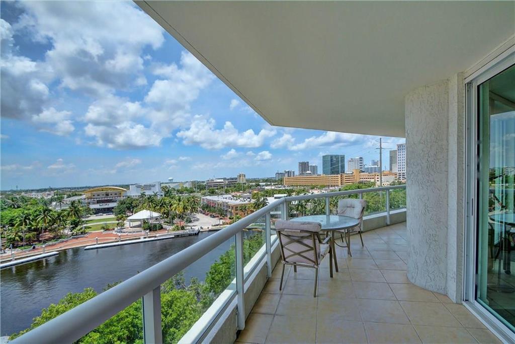 401 SW 4TH #808, Fort Lauderdale FL 33315