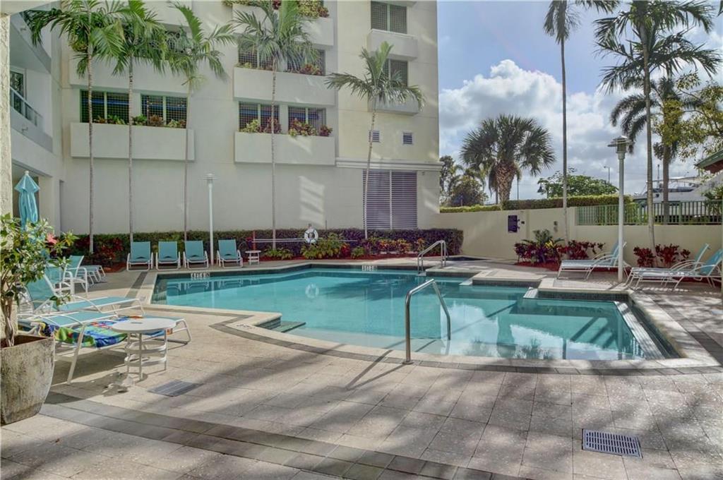 401 SW 4TH #808, Fort Lauderdale FL 33315