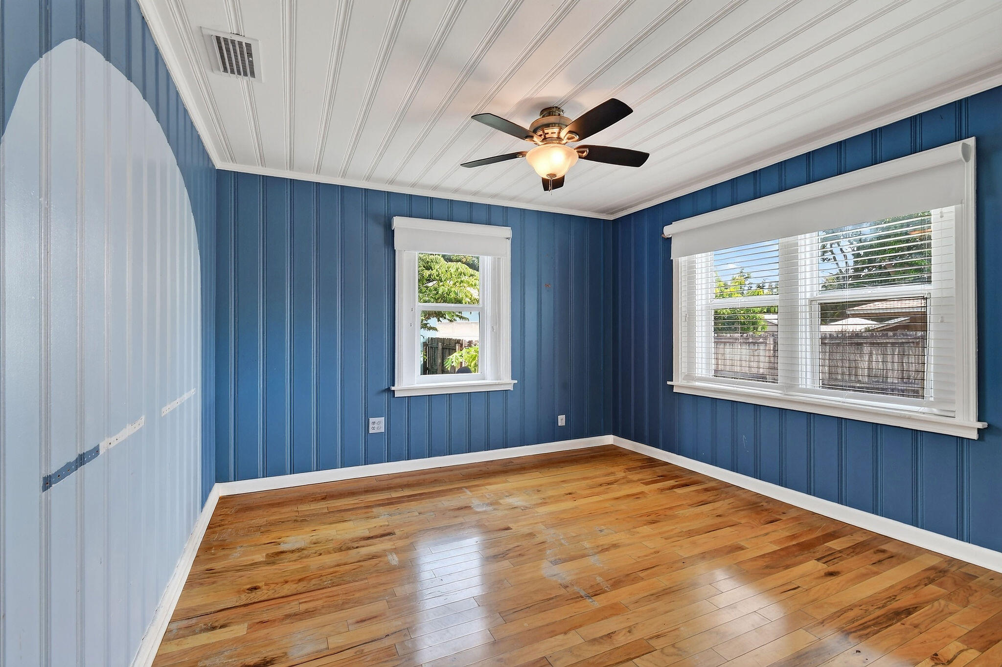 411 Evergreen, Lake Park FL 33403