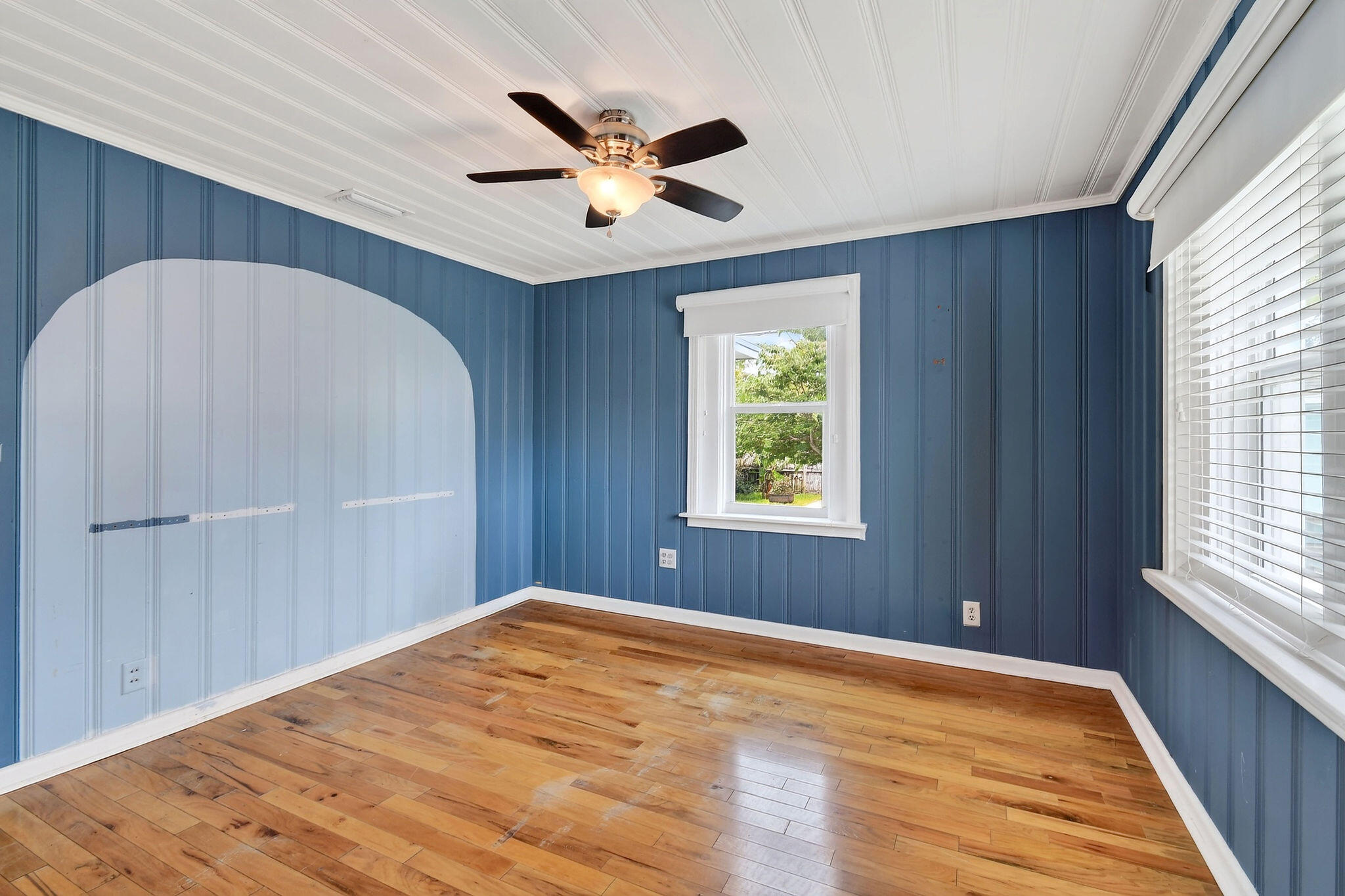 411 Evergreen, Lake Park FL 33403
