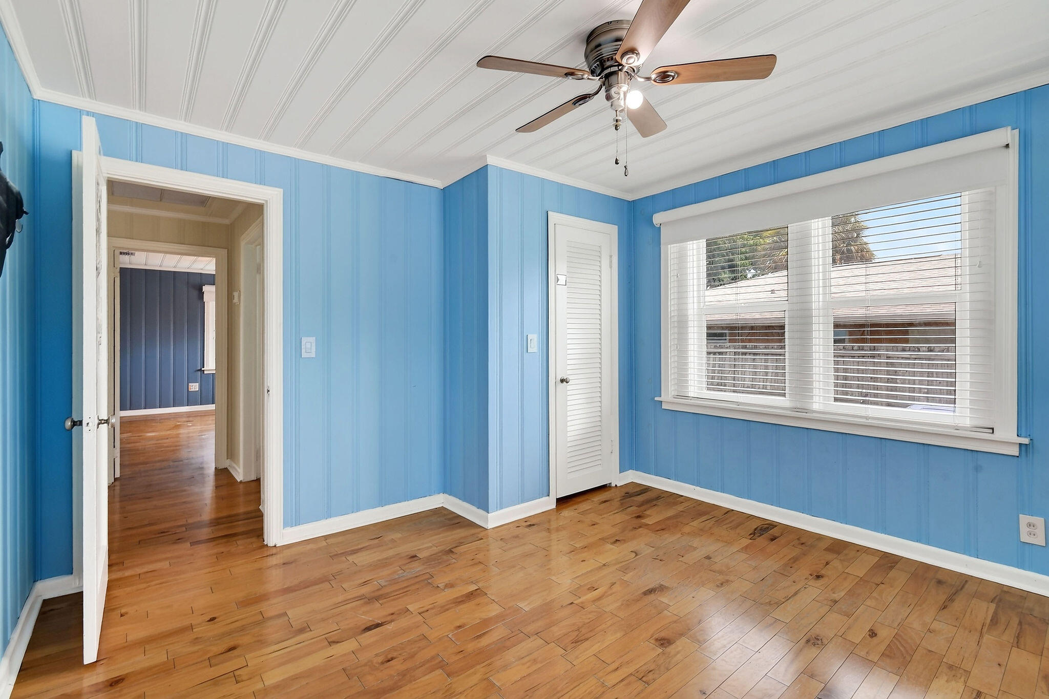 411 Evergreen, Lake Park FL 33403