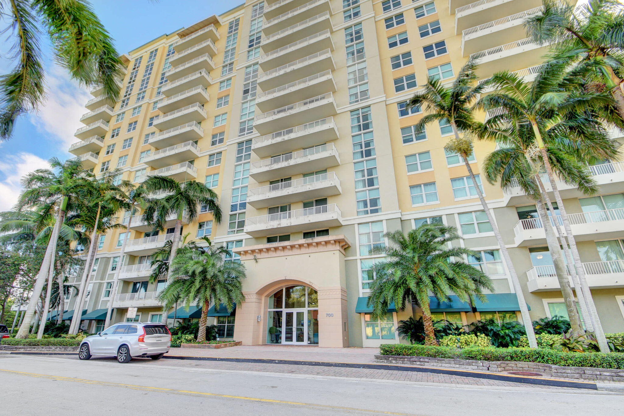 700 E BOYNTON BEACH #410, Boynton Beach FL 33435