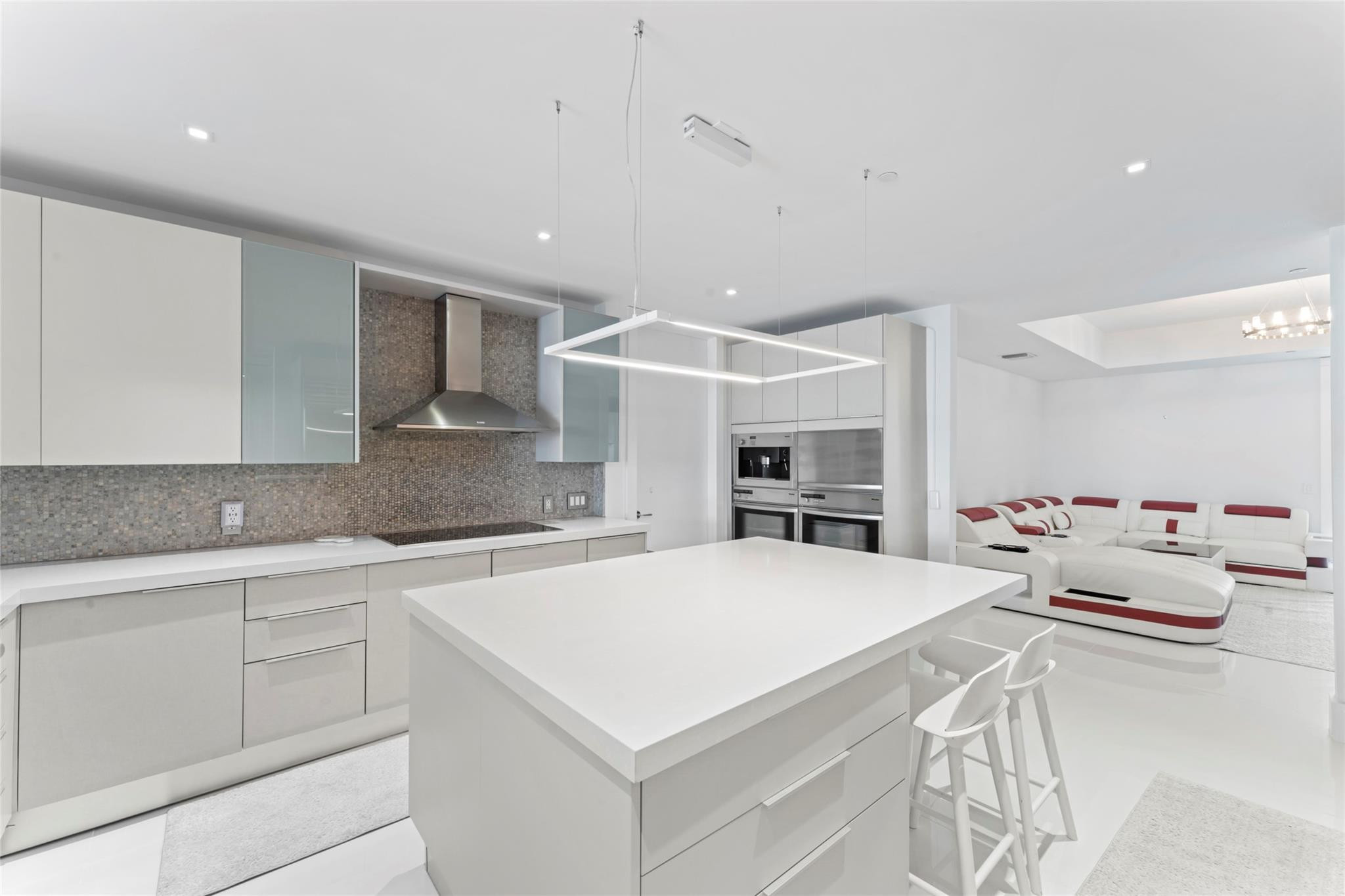5959 COLLINS #1203, Miami Beach FL 33140