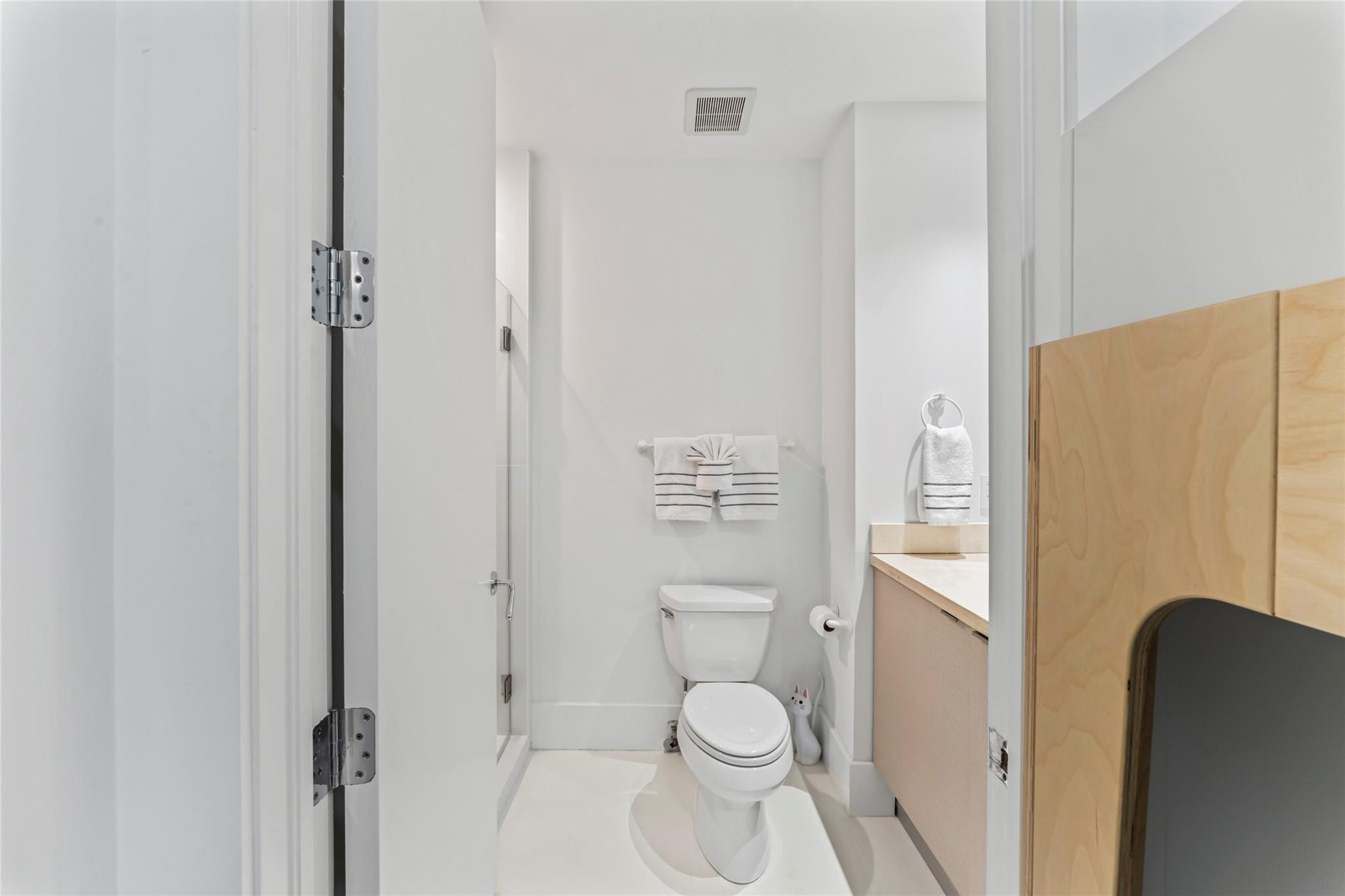 5959 COLLINS #1203, Miami Beach FL 33140
