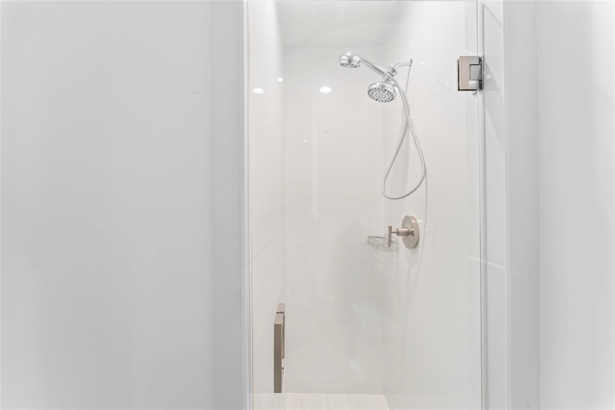 5959 COLLINS #1203, Miami Beach FL 33140