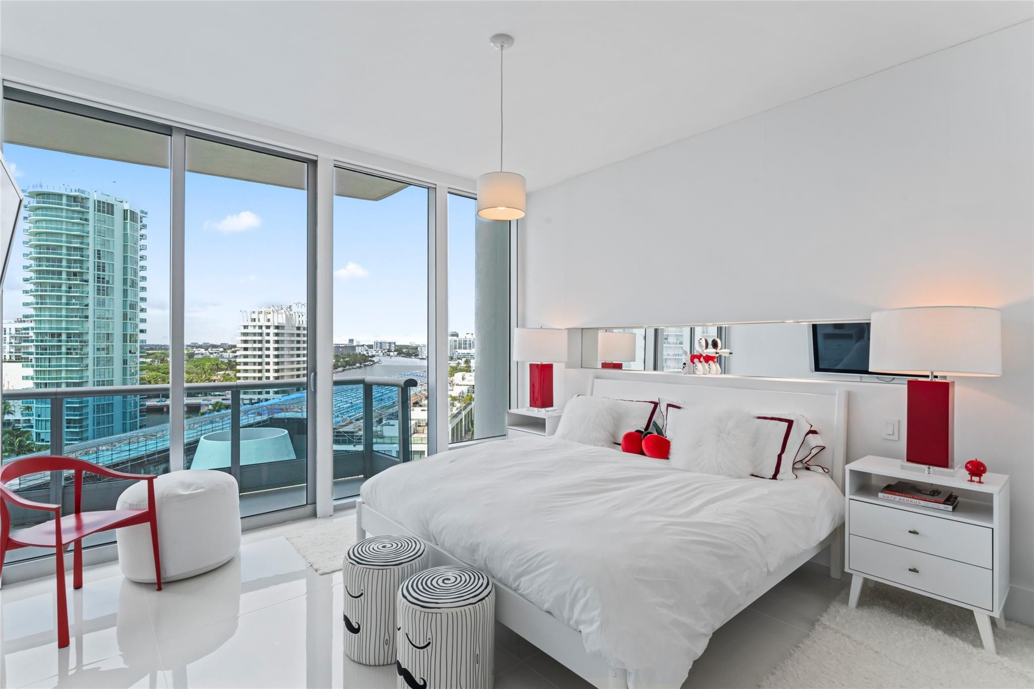 5959 COLLINS #1203, Miami Beach FL 33140