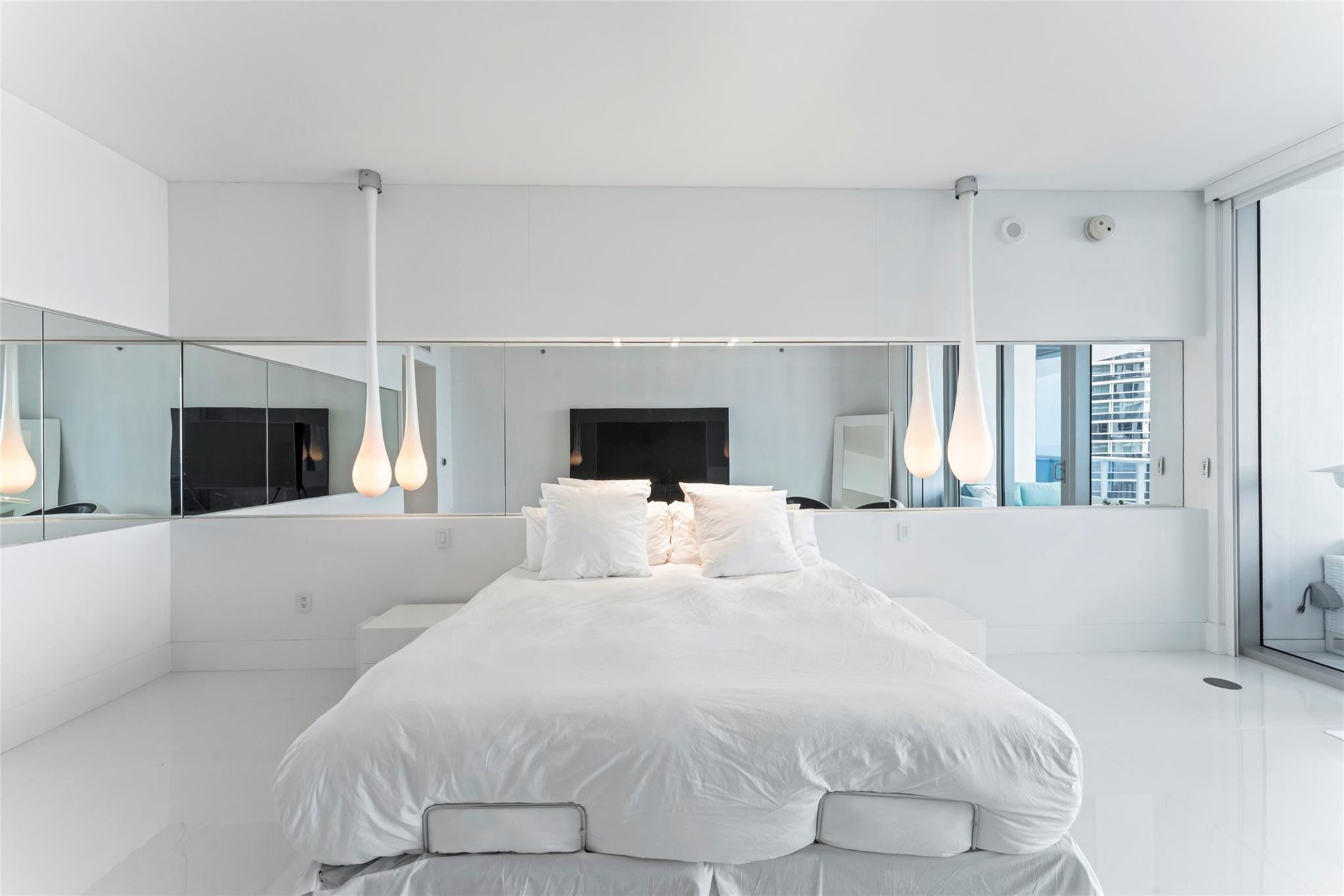 5959 COLLINS #1203, Miami Beach FL 33140