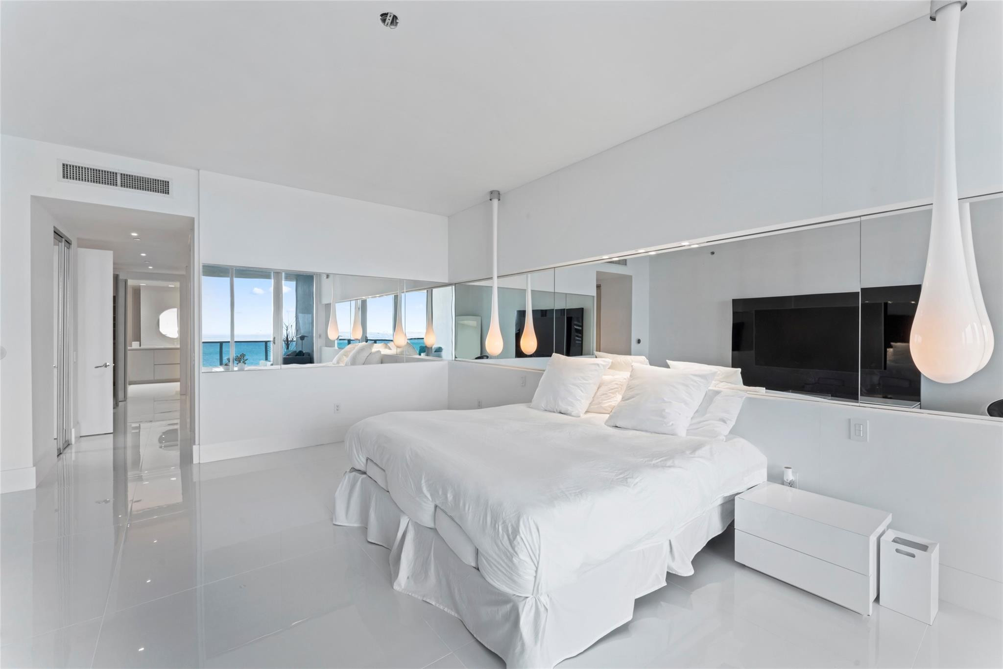 5959 COLLINS #1203, Miami Beach FL 33140