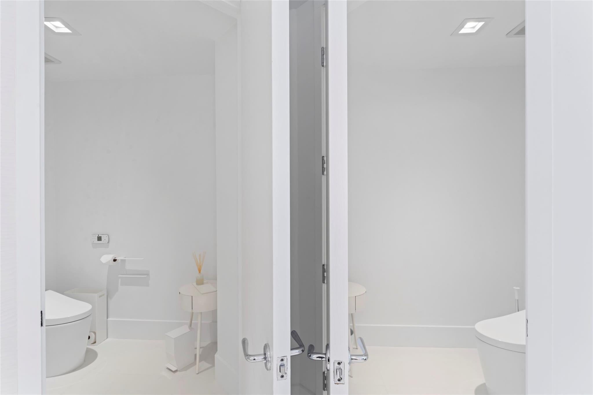 5959 COLLINS #1203, Miami Beach FL 33140