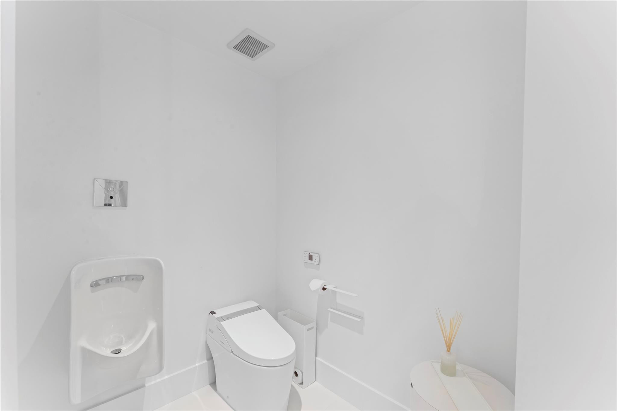 5959 COLLINS #1203, Miami Beach FL 33140