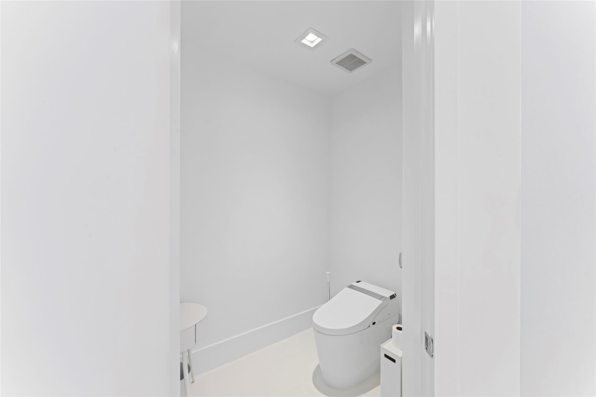 5959 COLLINS #1203, Miami Beach FL 33140