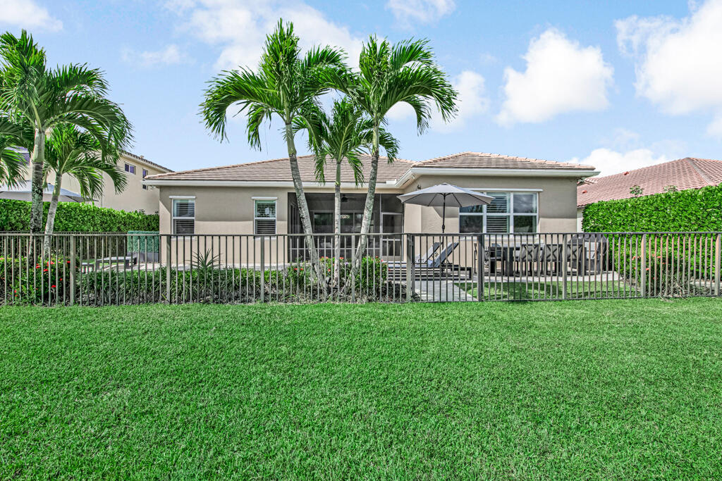 2318 Bellarosa, Royal Palm Beach FL 33411