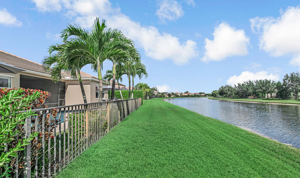 2318 Bellarosa, Royal Palm Beach FL 33411