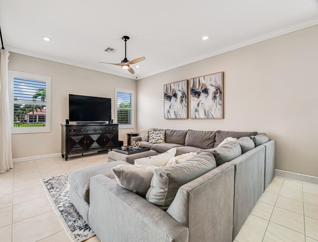 2318 Bellarosa, Royal Palm Beach FL 33411