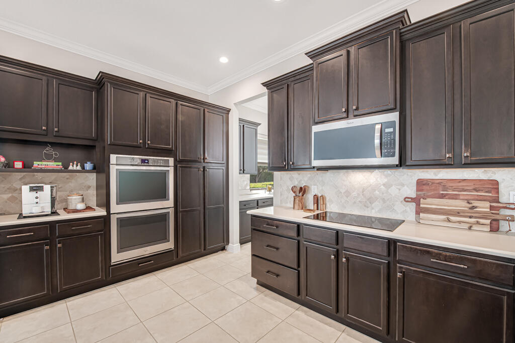 2318 Bellarosa, Royal Palm Beach FL 33411
