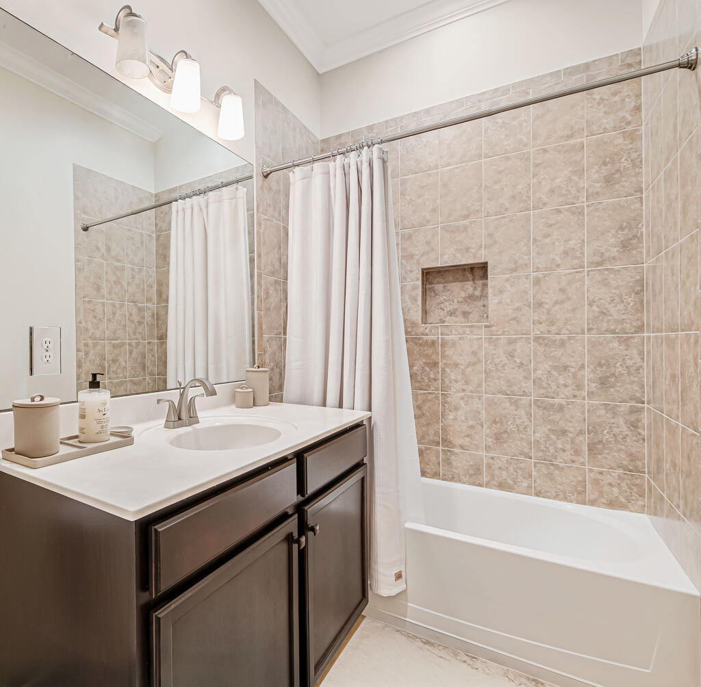 2318 Bellarosa, Royal Palm Beach FL 33411