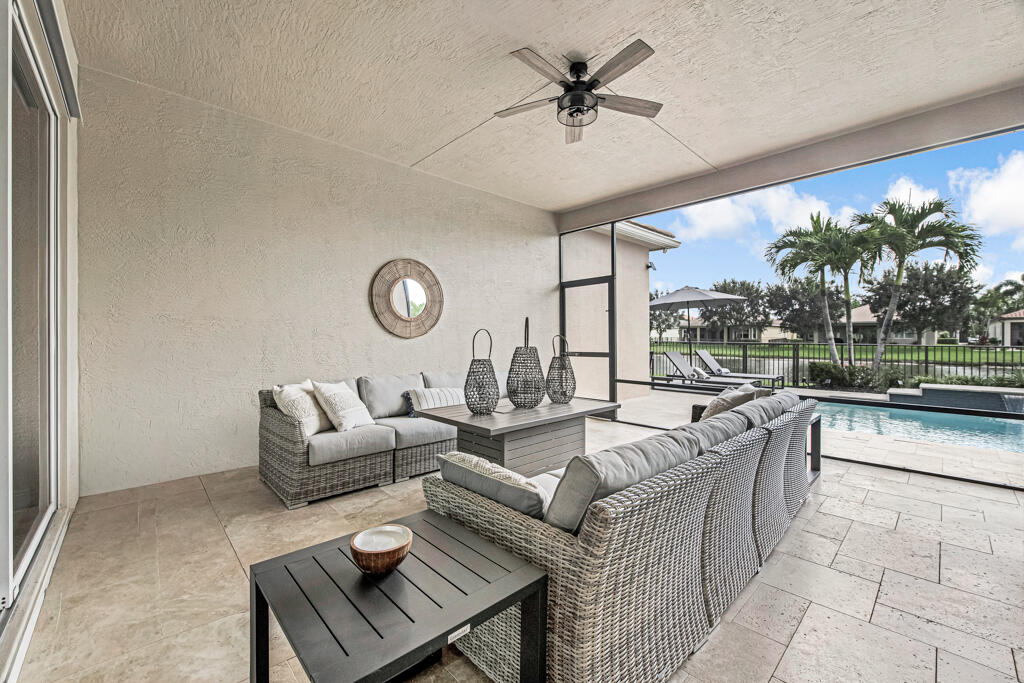 2318 Bellarosa, Royal Palm Beach FL 33411