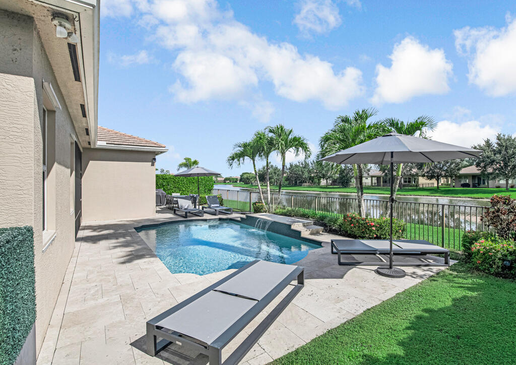 2318 Bellarosa, Royal Palm Beach FL 33411