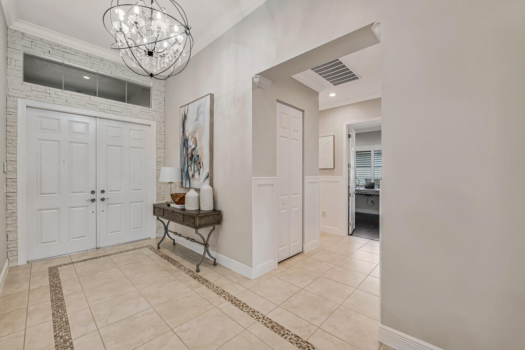 2318 Bellarosa, Royal Palm Beach FL 33411