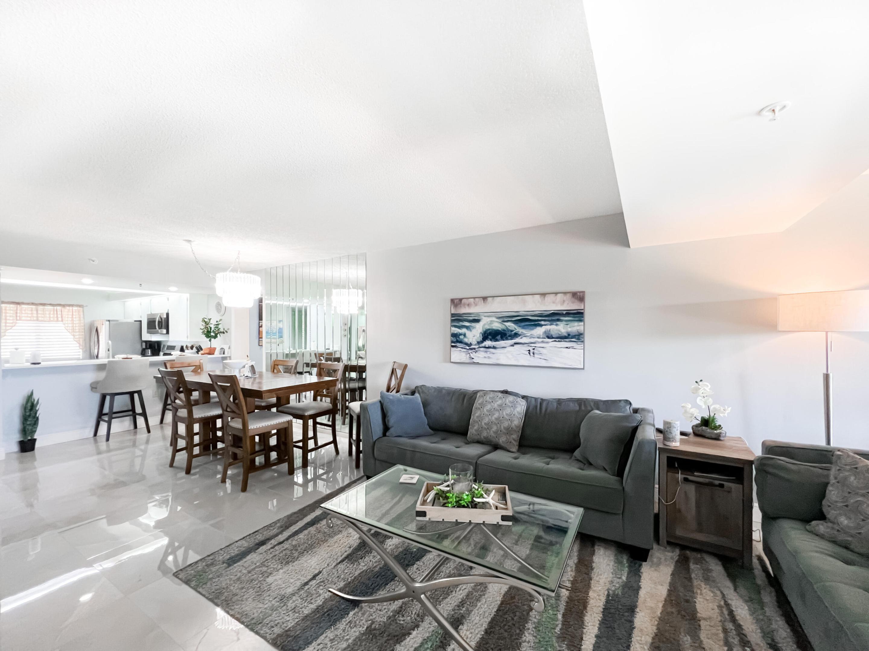 301 Ocean Bluffs #202, Jupiter FL 33477