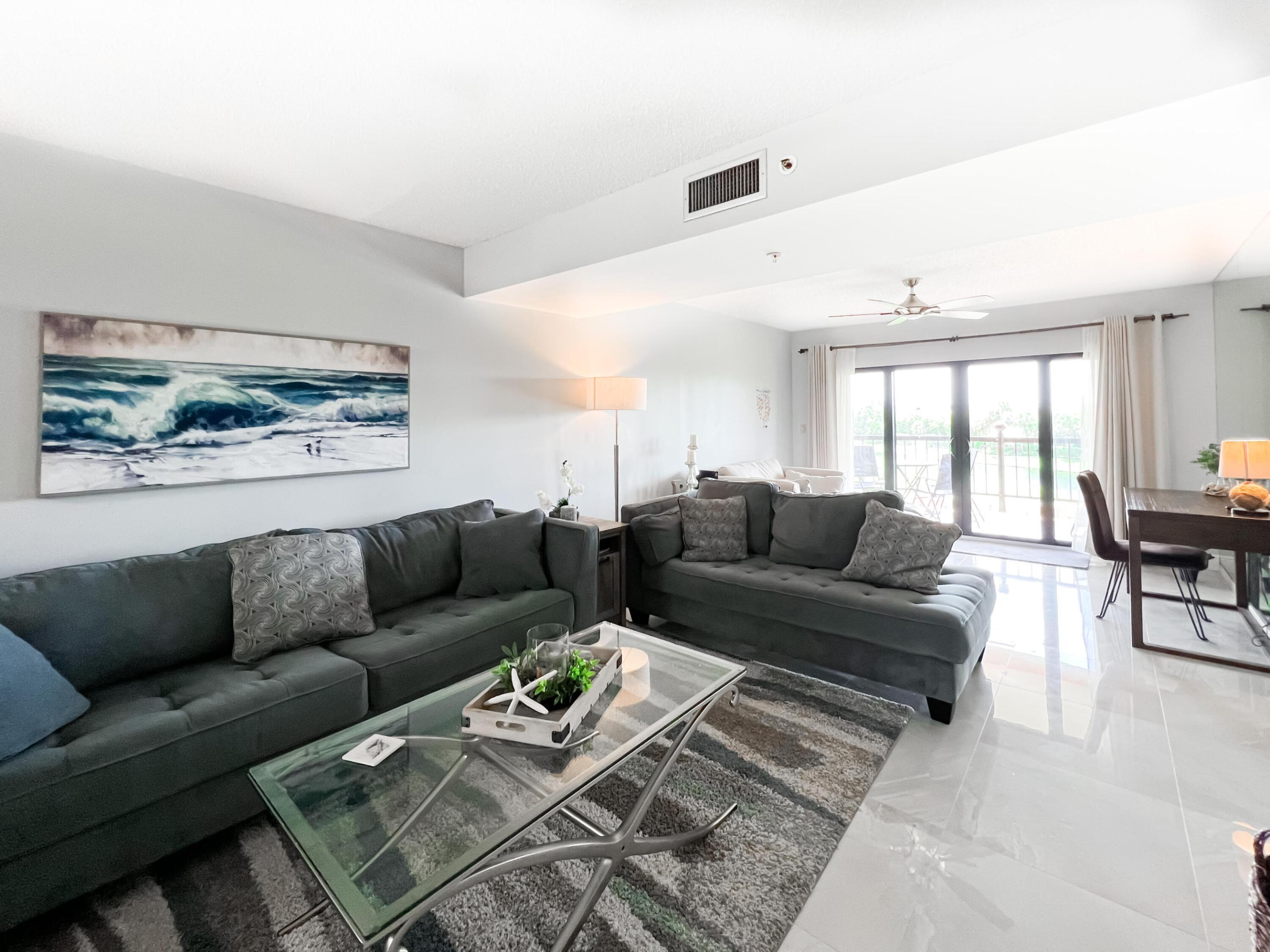 301 Ocean Bluffs #202, Jupiter FL 33477