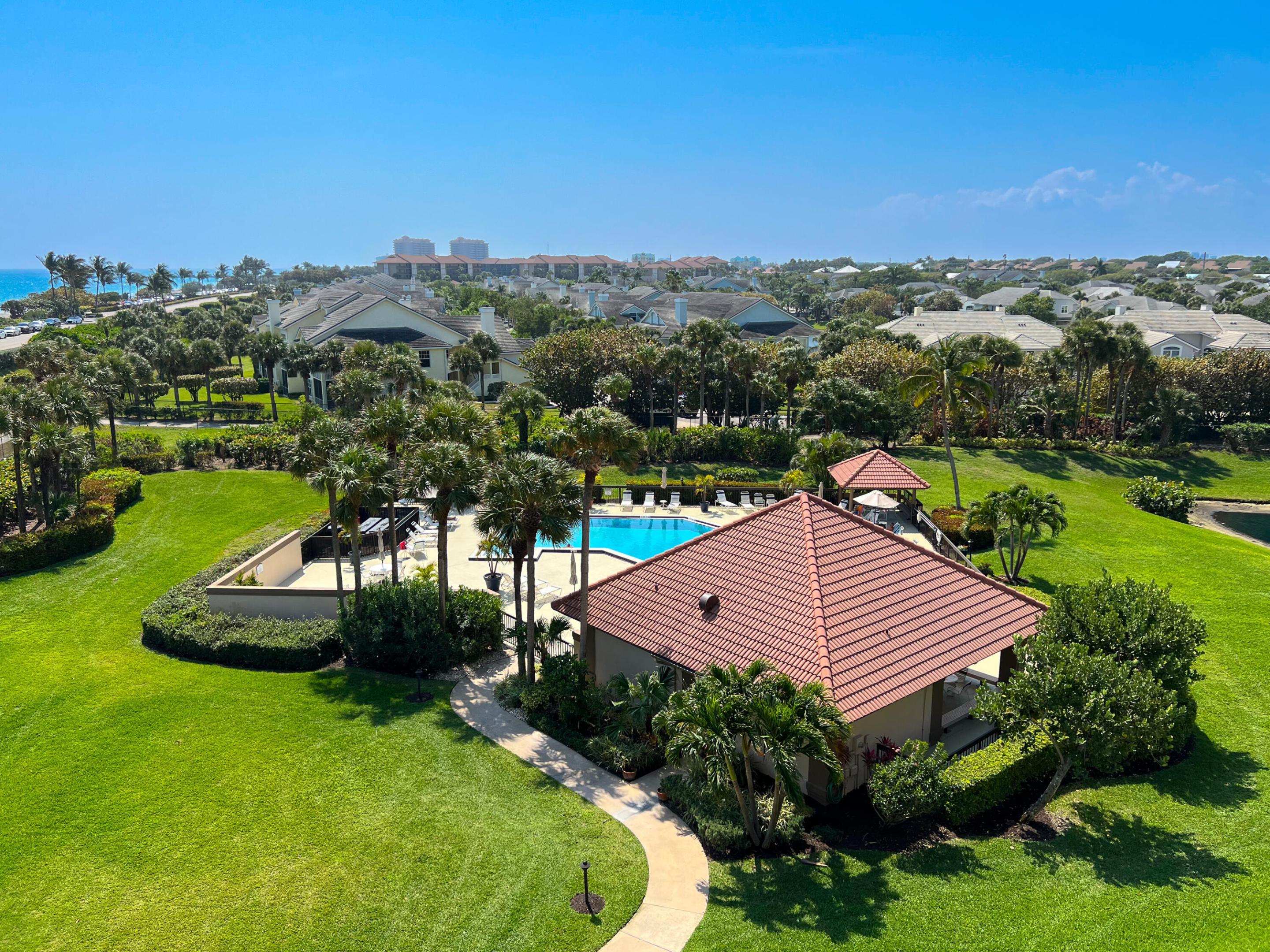 301 Ocean Bluffs #202, Jupiter FL 33477
