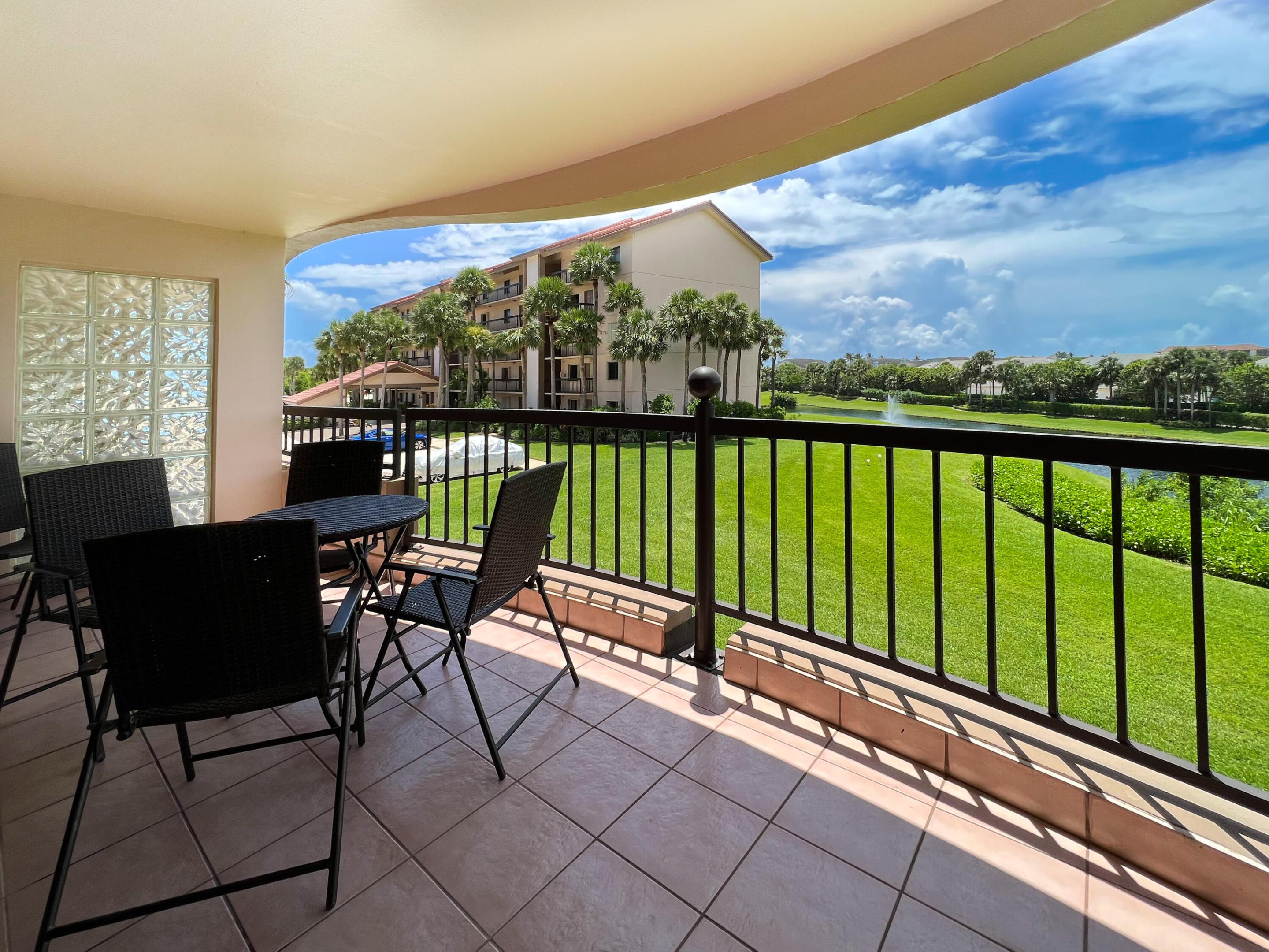 301 Ocean Bluffs #202, Jupiter FL 33477