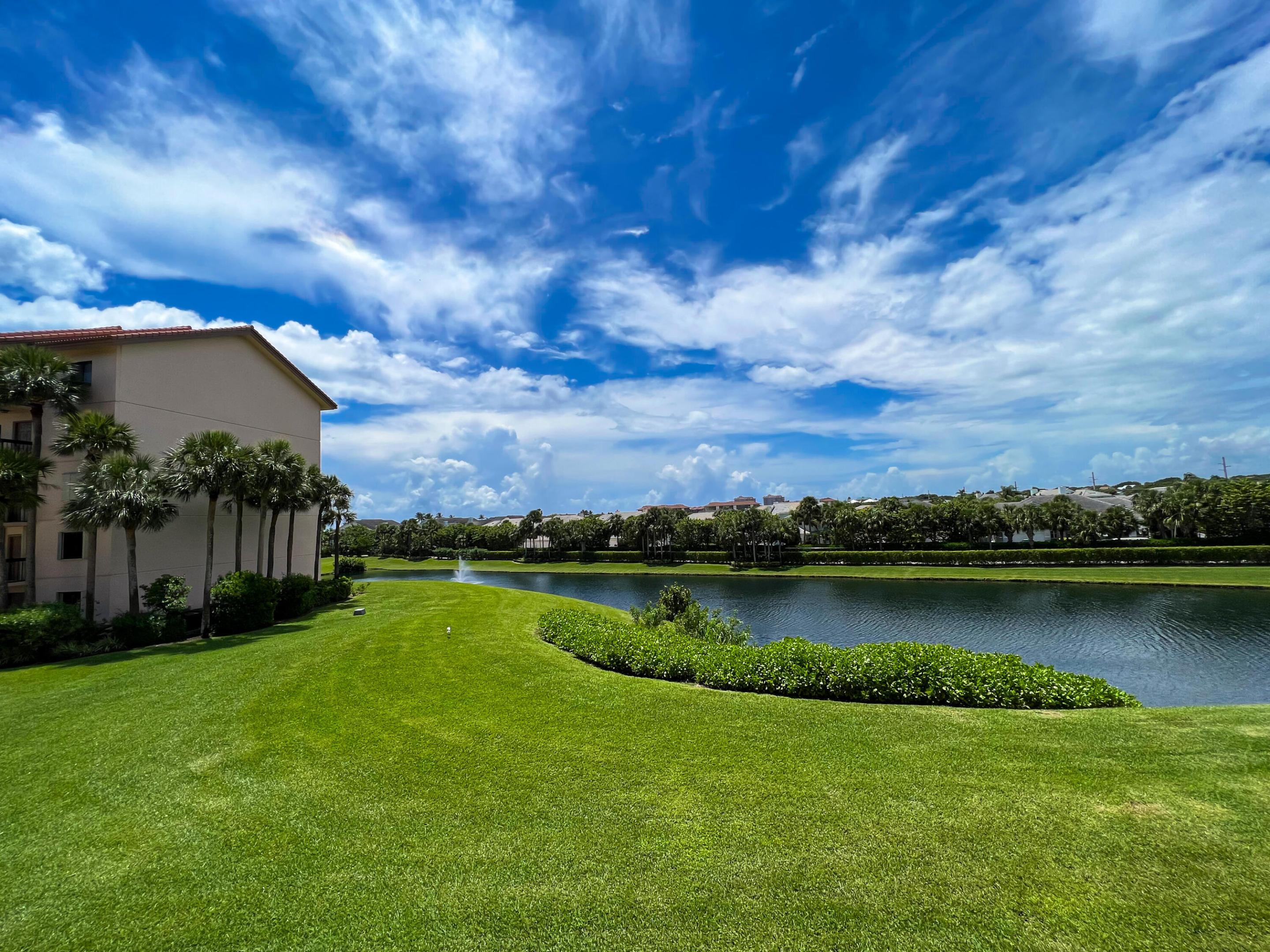 301 Ocean Bluffs #202, Jupiter FL 33477