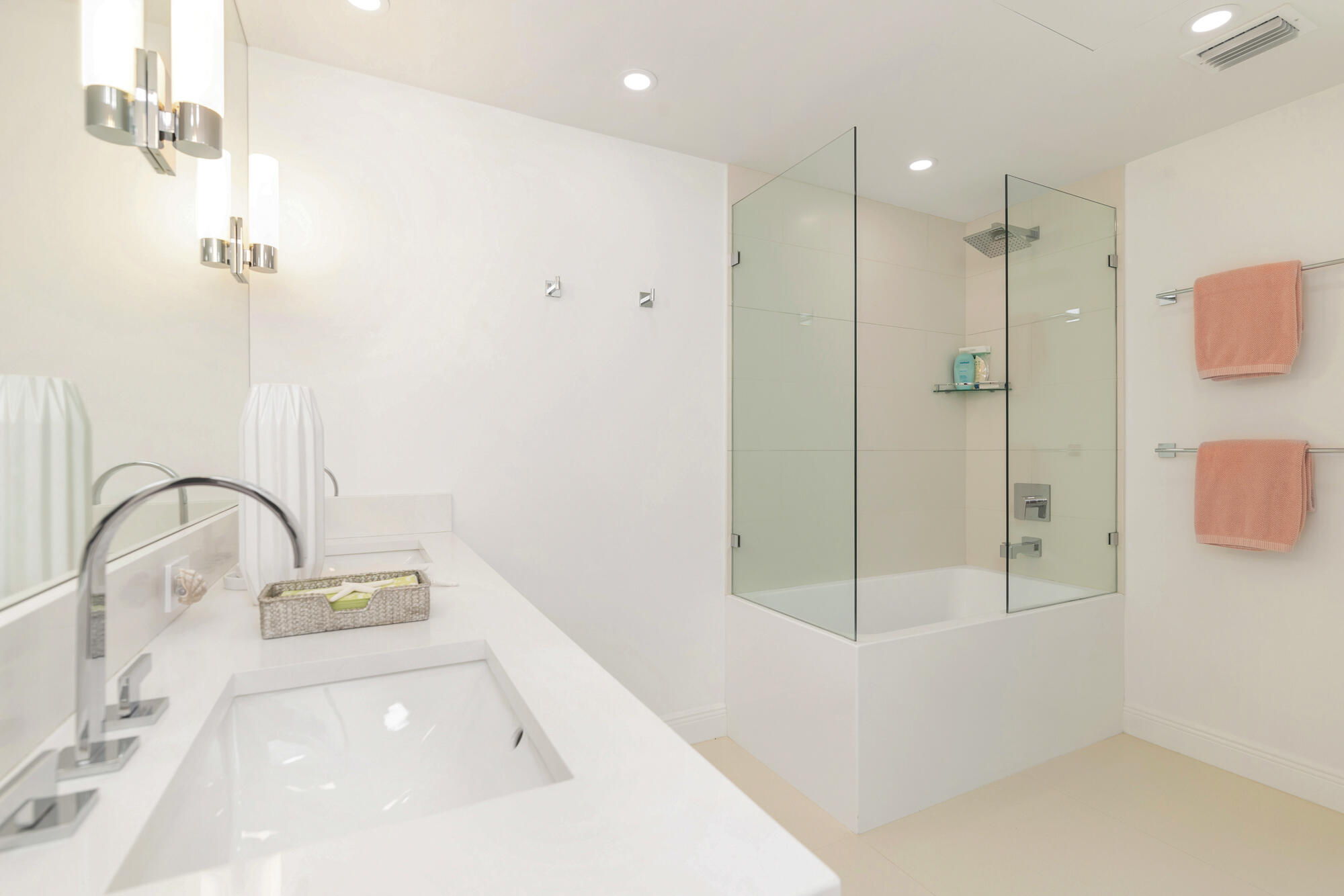 203 Arlington, West Palm Beach FL 33405