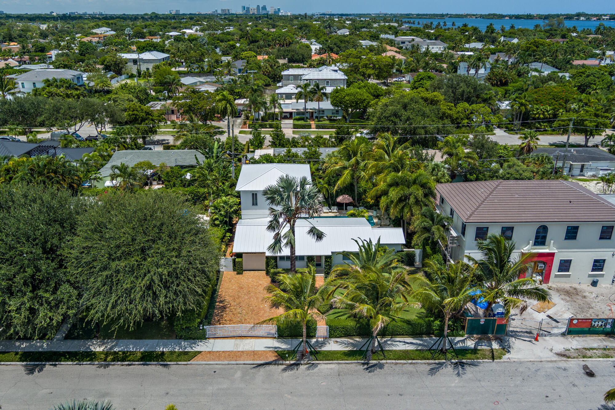203 Arlington, West Palm Beach FL 33405