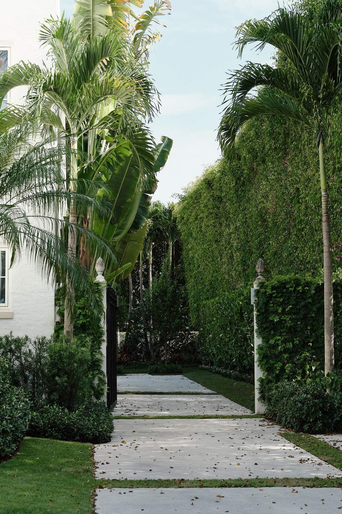 130 Brazilian, Palm Beach FL 33480