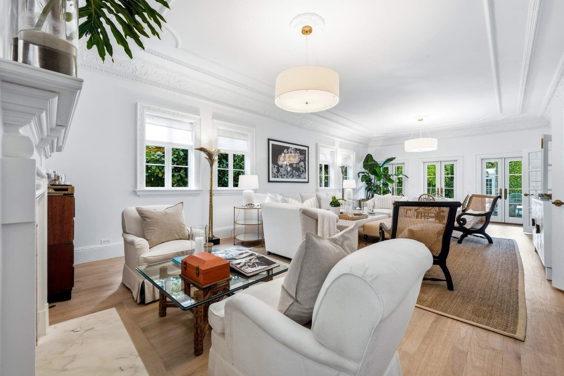 130 Brazilian, Palm Beach FL 33480