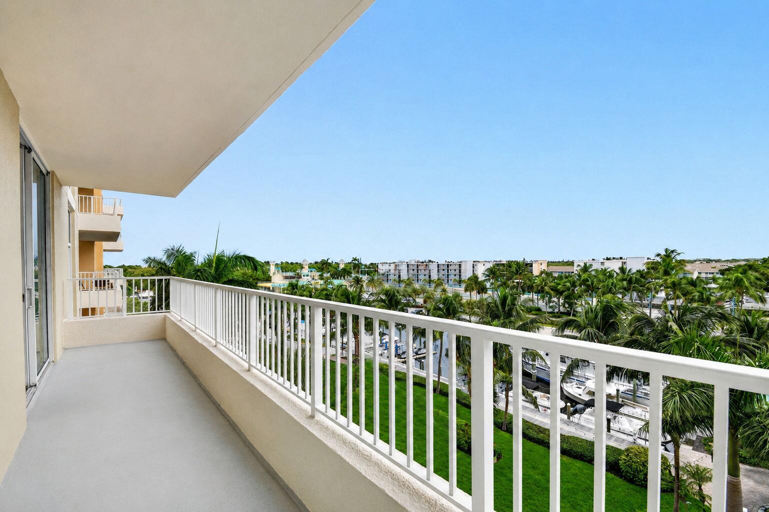 625 Casa Loma #506, Boynton Beach FL 33435