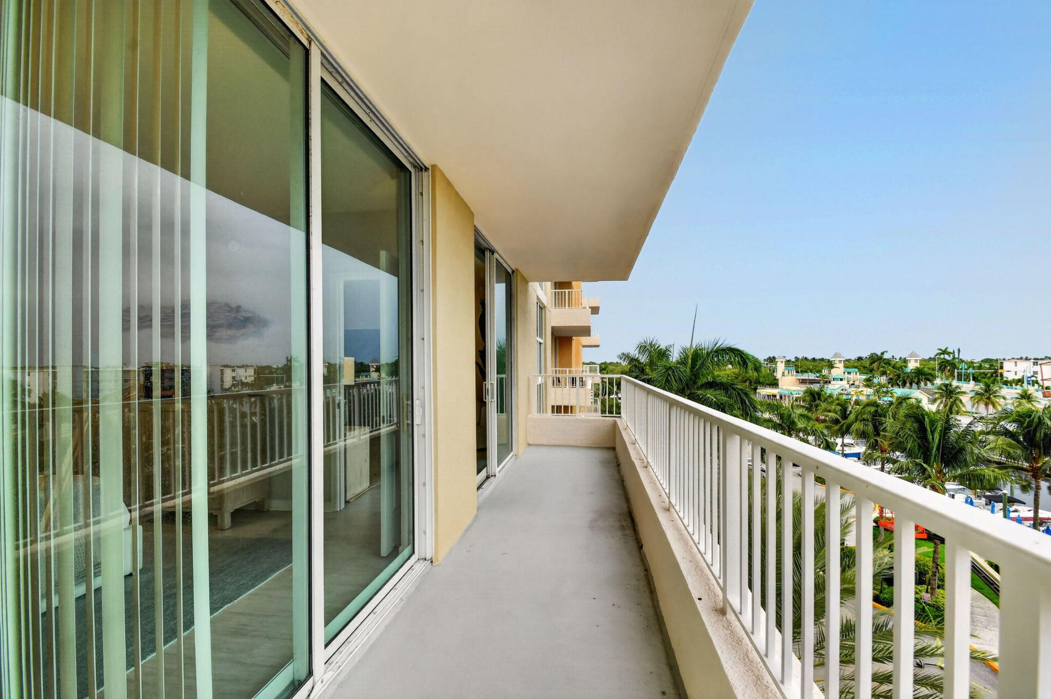 625 Casa Loma #506, Boynton Beach FL 33435