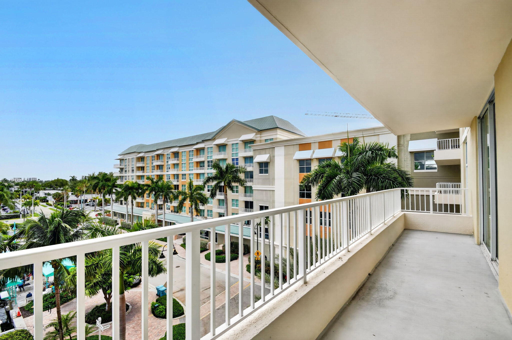 625 Casa Loma #506, Boynton Beach FL 33435