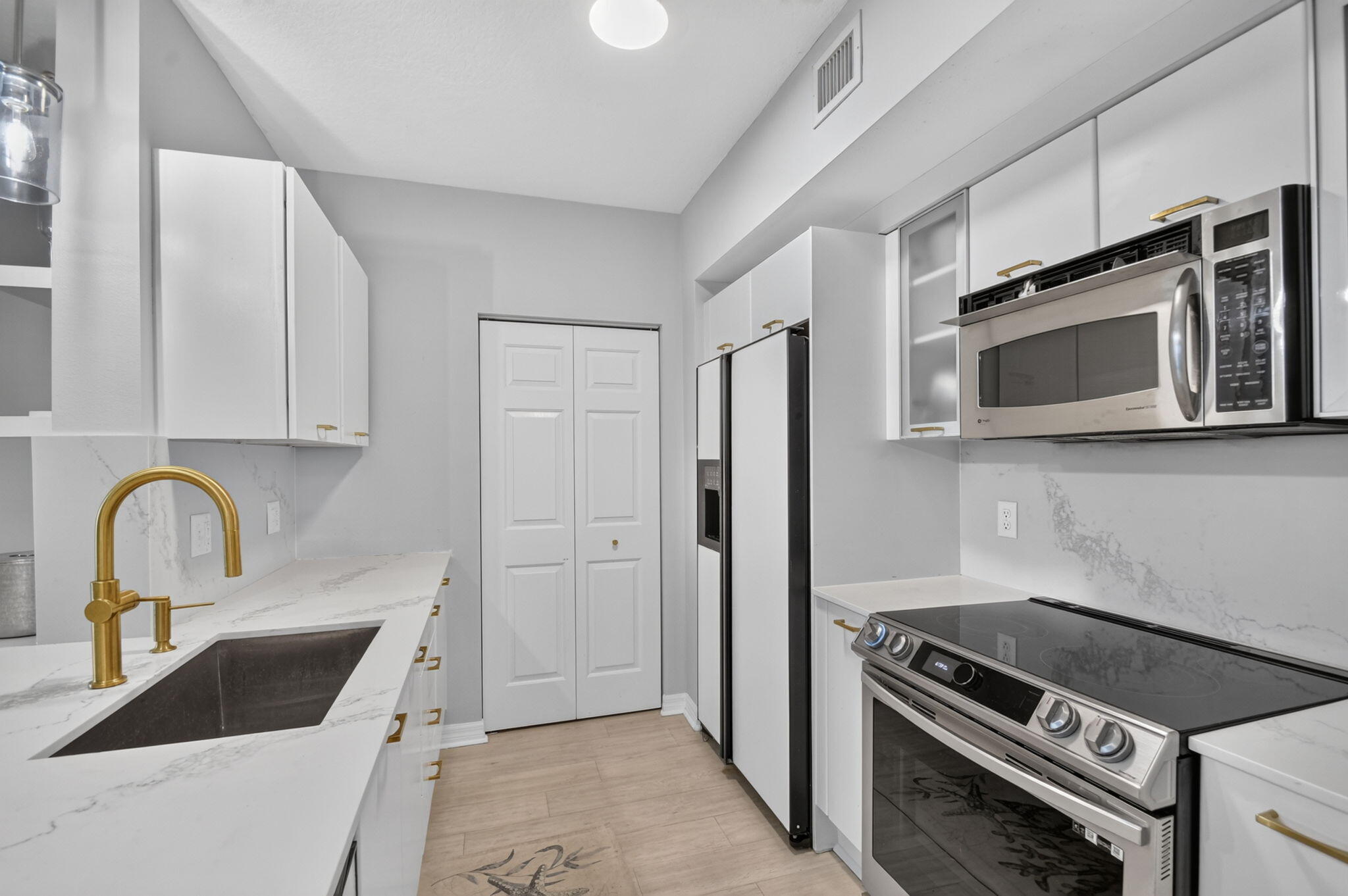 625 Casa Loma #506, Boynton Beach FL 33435