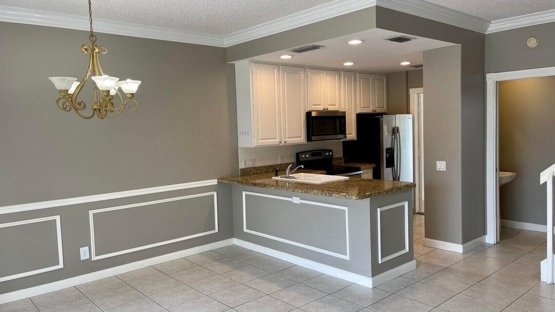 2039 TARPON LAKE, West Palm Beach FL 33411