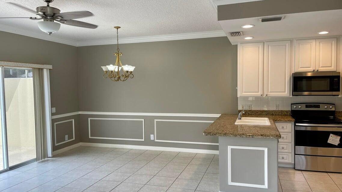 2039 TARPON LAKE, West Palm Beach FL 33411